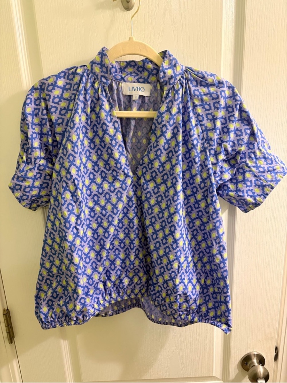 Short Sleeve Blue Geometric Print Top